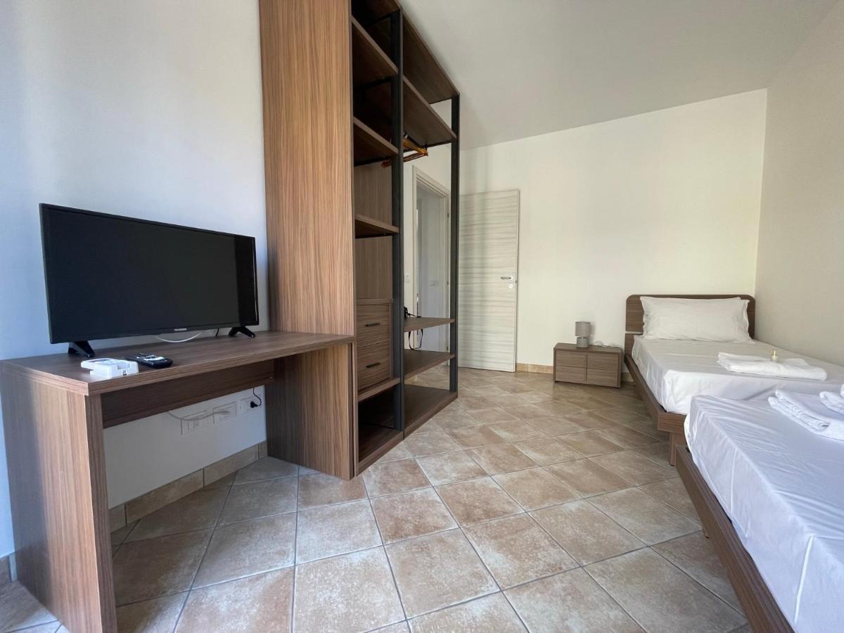 Maison De Cheeramie - Tourist Apartments Tra Mare E Etna Mascali Buitenkant foto